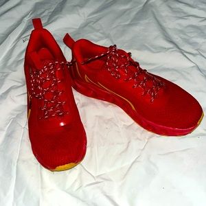 Ladies athletic walking shoes red size 9